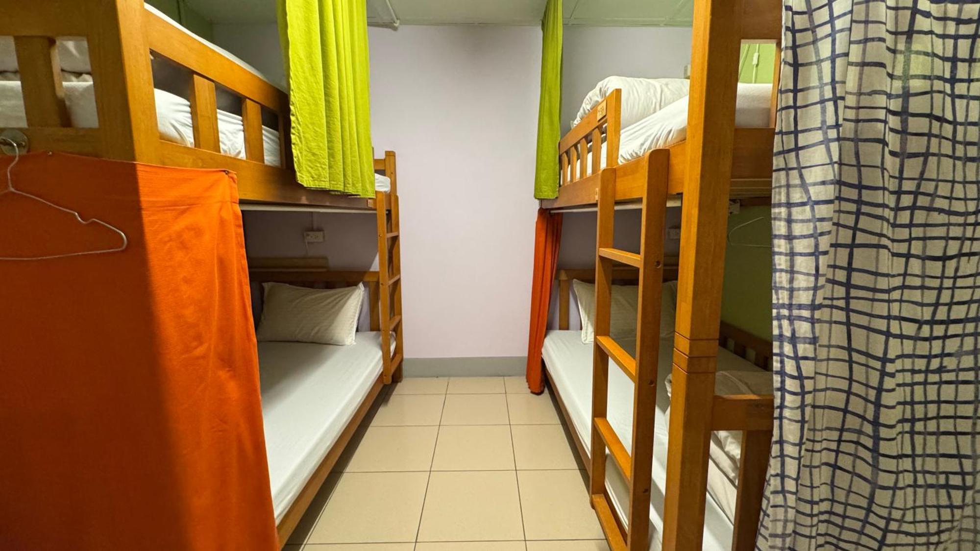 Center.Center Hostel Пули Екстериор снимка