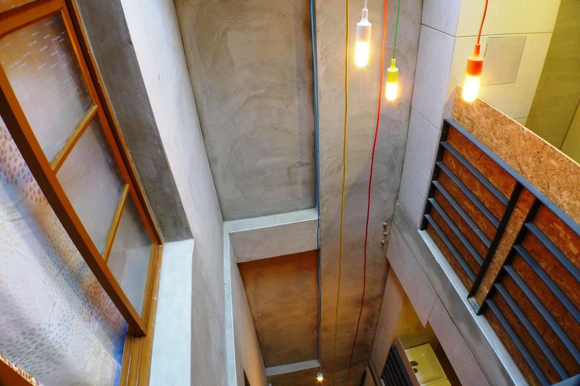 Center.Center Hostel Пули Екстериор снимка